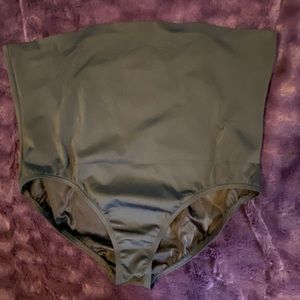 Ultra High Waist Swim Bottoms 22W